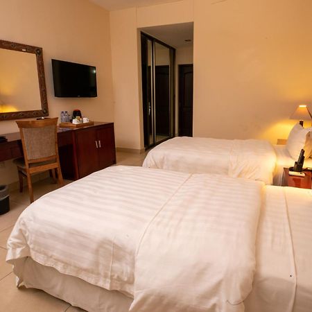 La Palm Royal Beach Hotel Accra Buitenkant foto