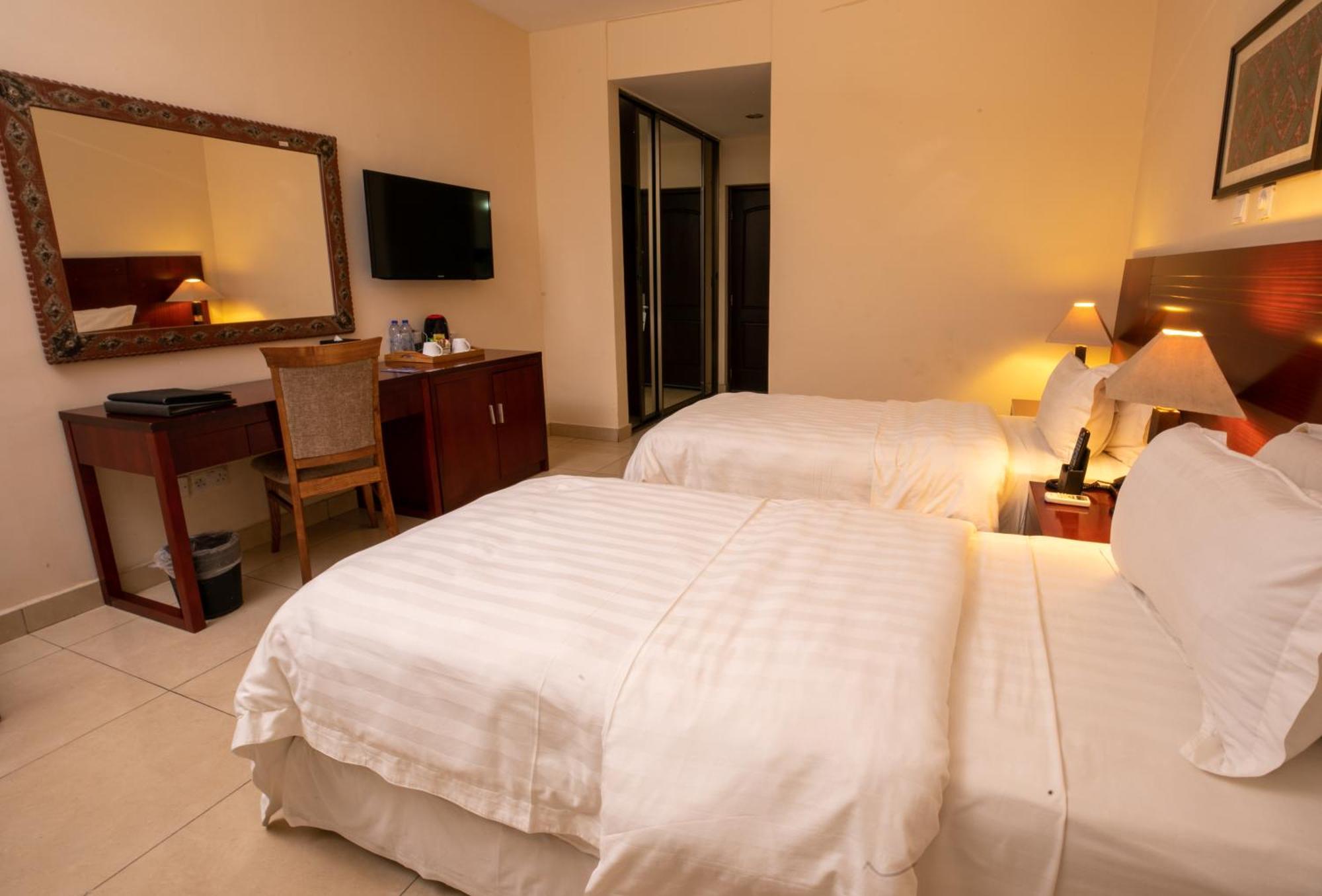 La Palm Royal Beach Hotel Accra Buitenkant foto
