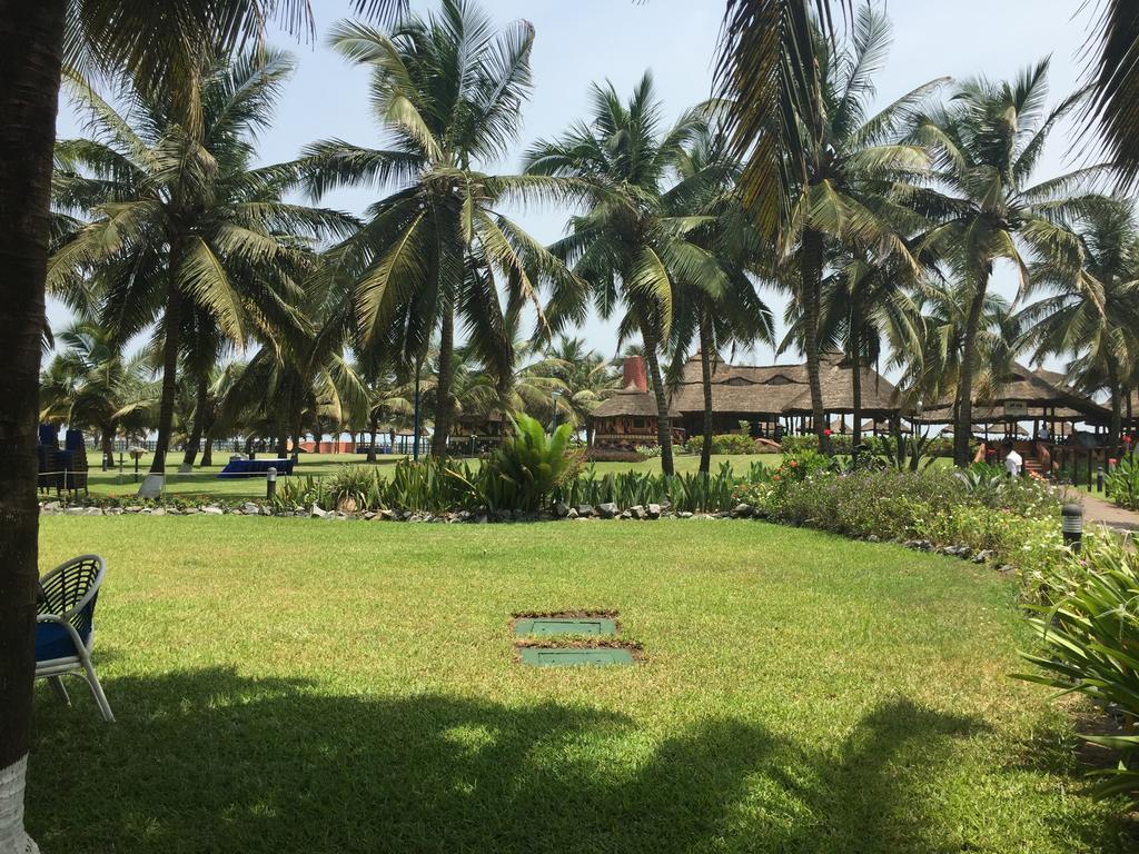 La Palm Royal Beach Hotel Accra Buitenkant foto