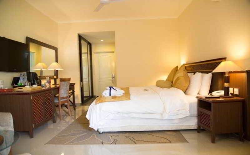 La Palm Royal Beach Hotel Accra Buitenkant foto