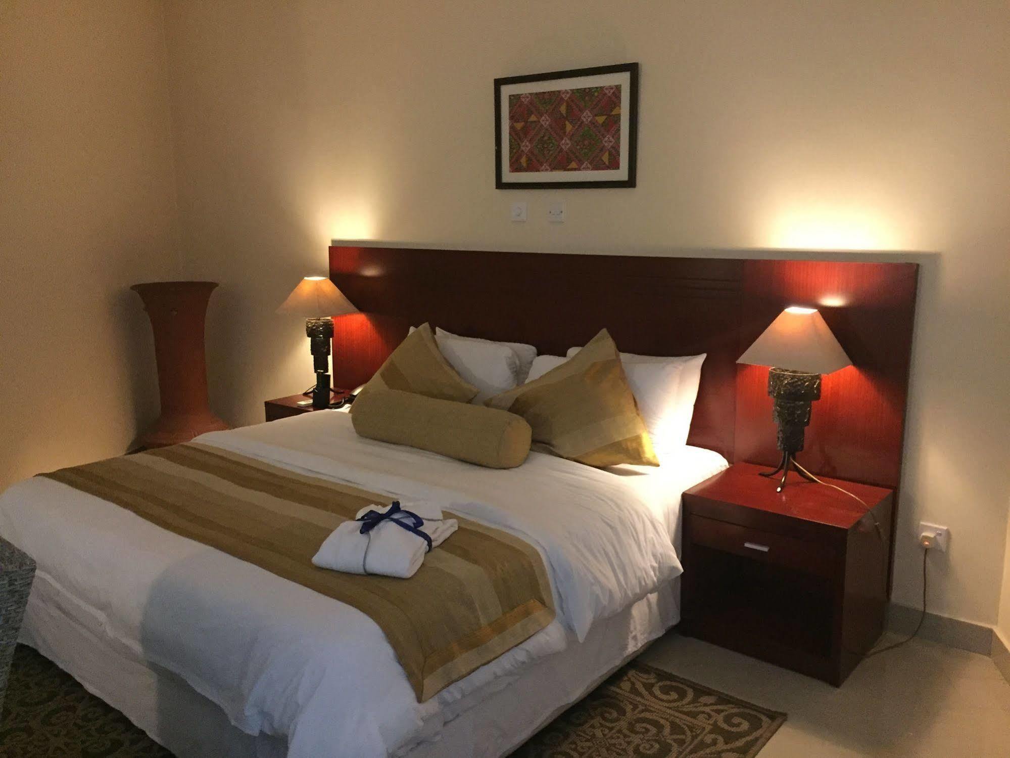 La Palm Royal Beach Hotel Accra Buitenkant foto