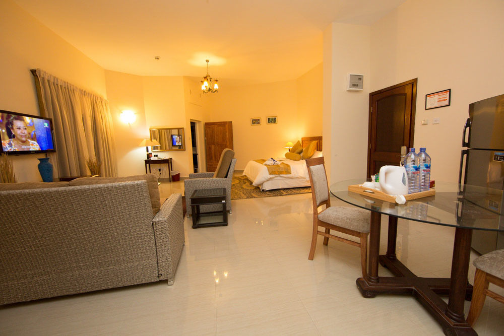 La Palm Royal Beach Hotel Accra Buitenkant foto